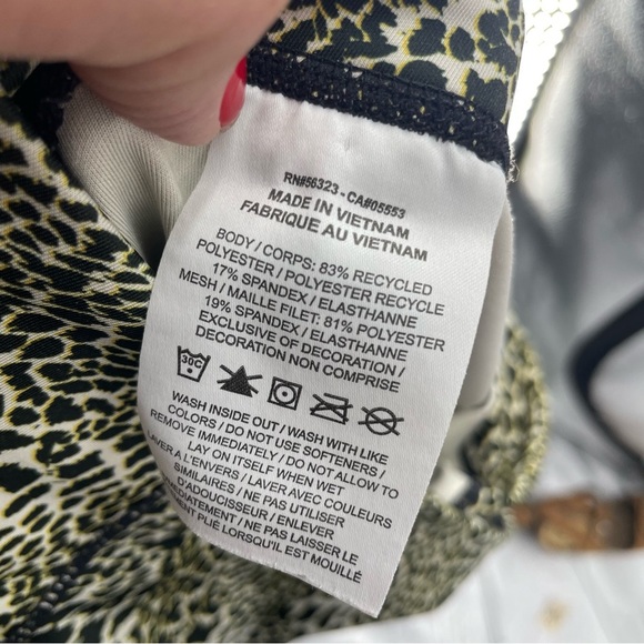 Nike gym tights Training One Sculpt 7/8 tight black leopard sz L ck3072 jaguar - Picture 10 of 11